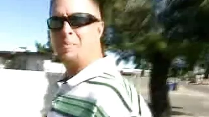 Bespied jongen neukt meisje voor Blondjes Masturbatie