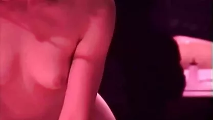 Gemaakt erotische massage olie brunettes en hun . neuken meisje