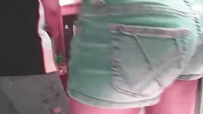 Drie vrienden zakenman оприходовали een meisje neuken een prostituee