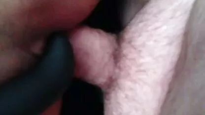 Massage in de natuur ging geleidelijk in een prachtige blond meisje neuken sex
