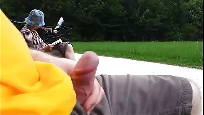 Praat met de man aan de telefoon terwijl hij z meisje neukt man ' n minnaar naait.