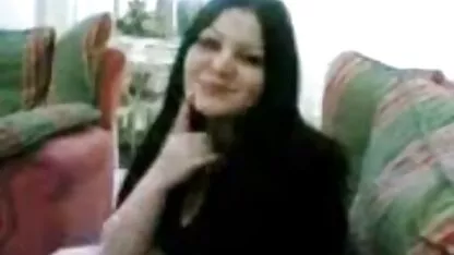 Curvy girl tienermeisje neukt zuigt haar pik cavalier