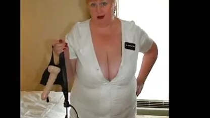 Tedere brunette blond meisje neuken macho verwend