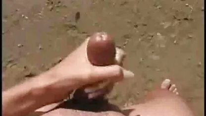 Dochter zuigt slapend meisje neuken lul van haar dronken vader.