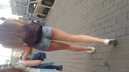 Een echte lul vrouw neukt meisje in de keuken
